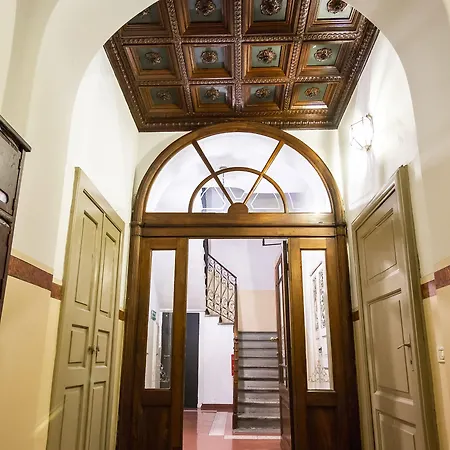 Design - Bymyhomeincomo Appartamento